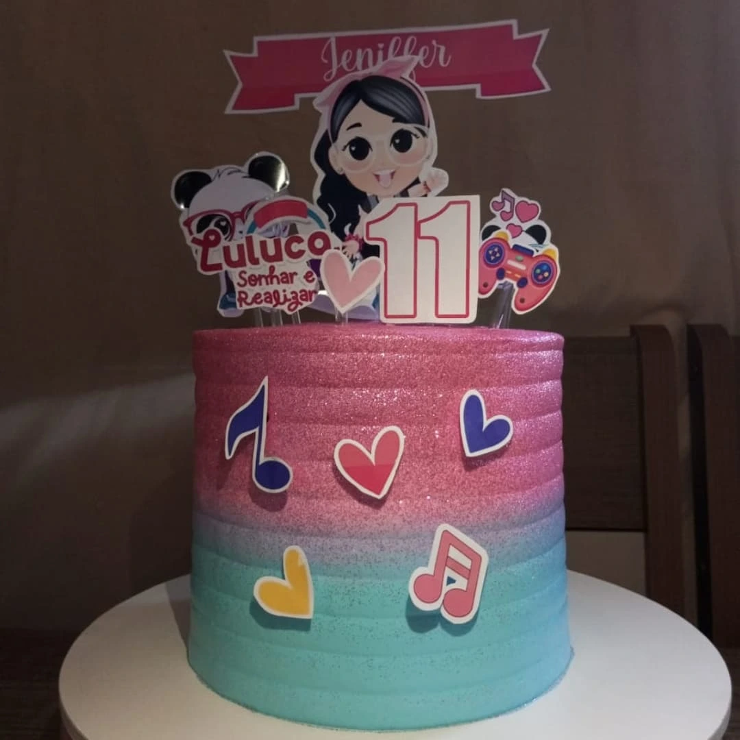 Bolo personalizado produzido pela JK Delícias
